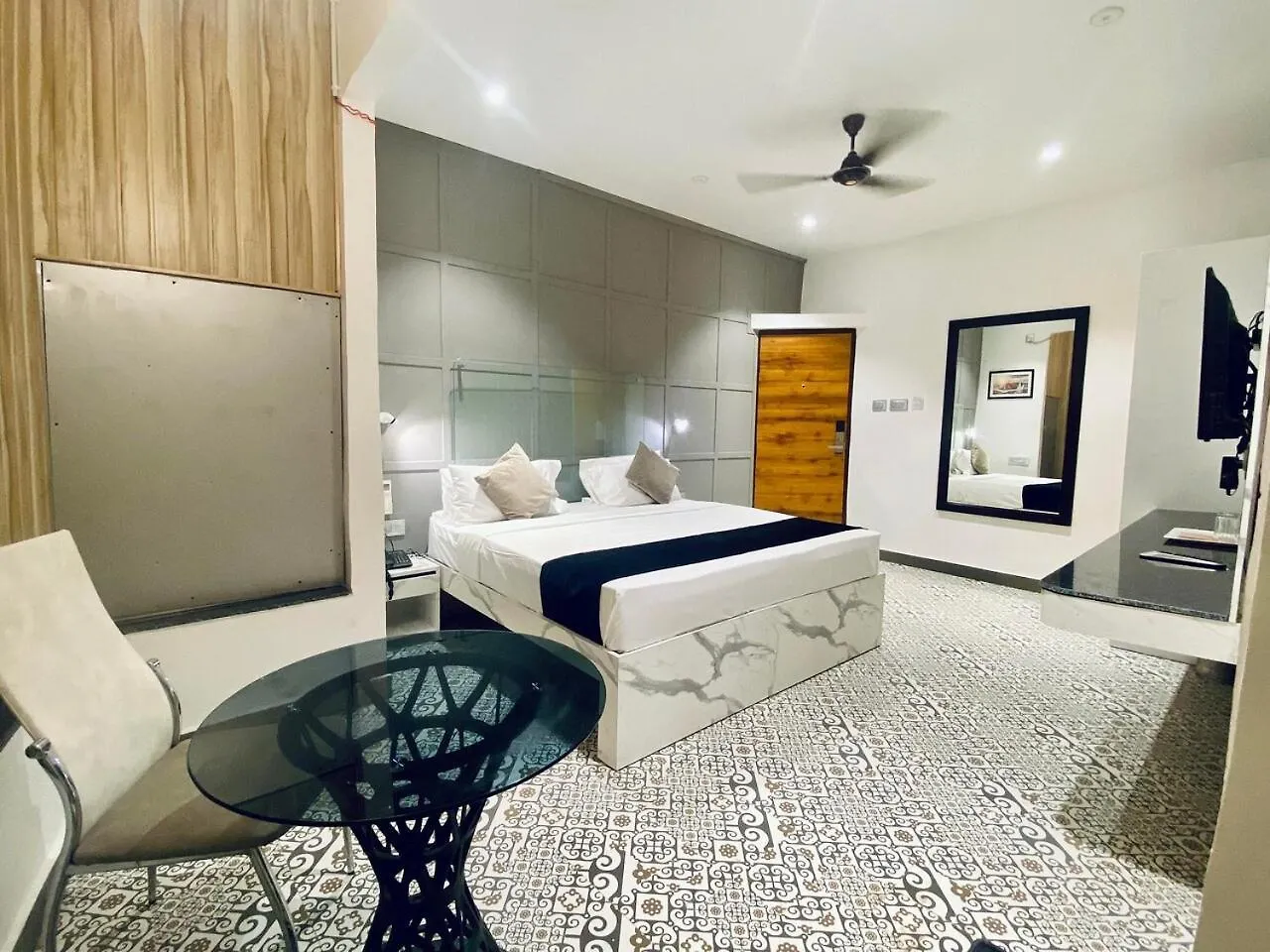Hotel Divine Banaras By Resort Varanasi
