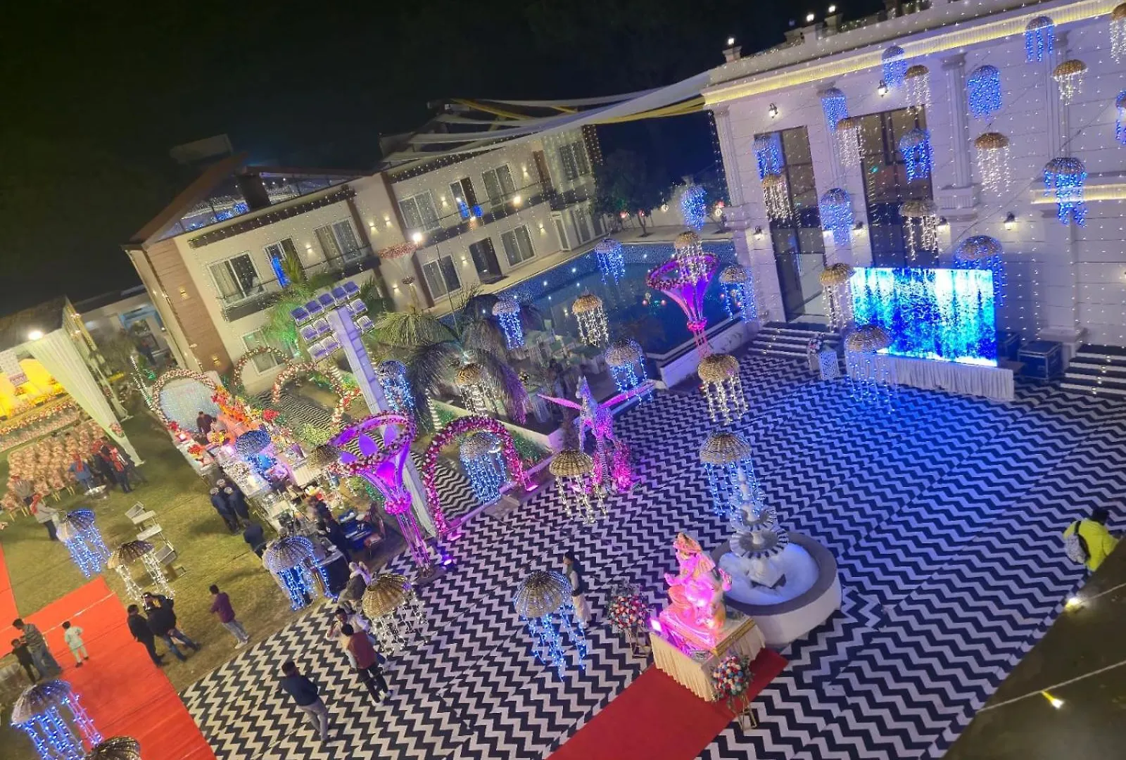 Hotel Divine Banaras By Resort Varanasi