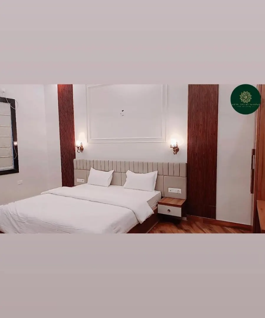 Hotel Divine Banaras By Resort Varanasi
