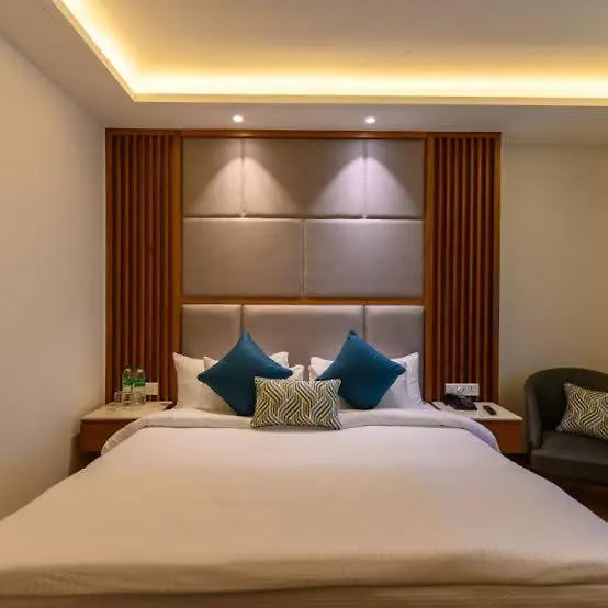 Hotel Divine Banaras By Resort Varanasi 4*,  India